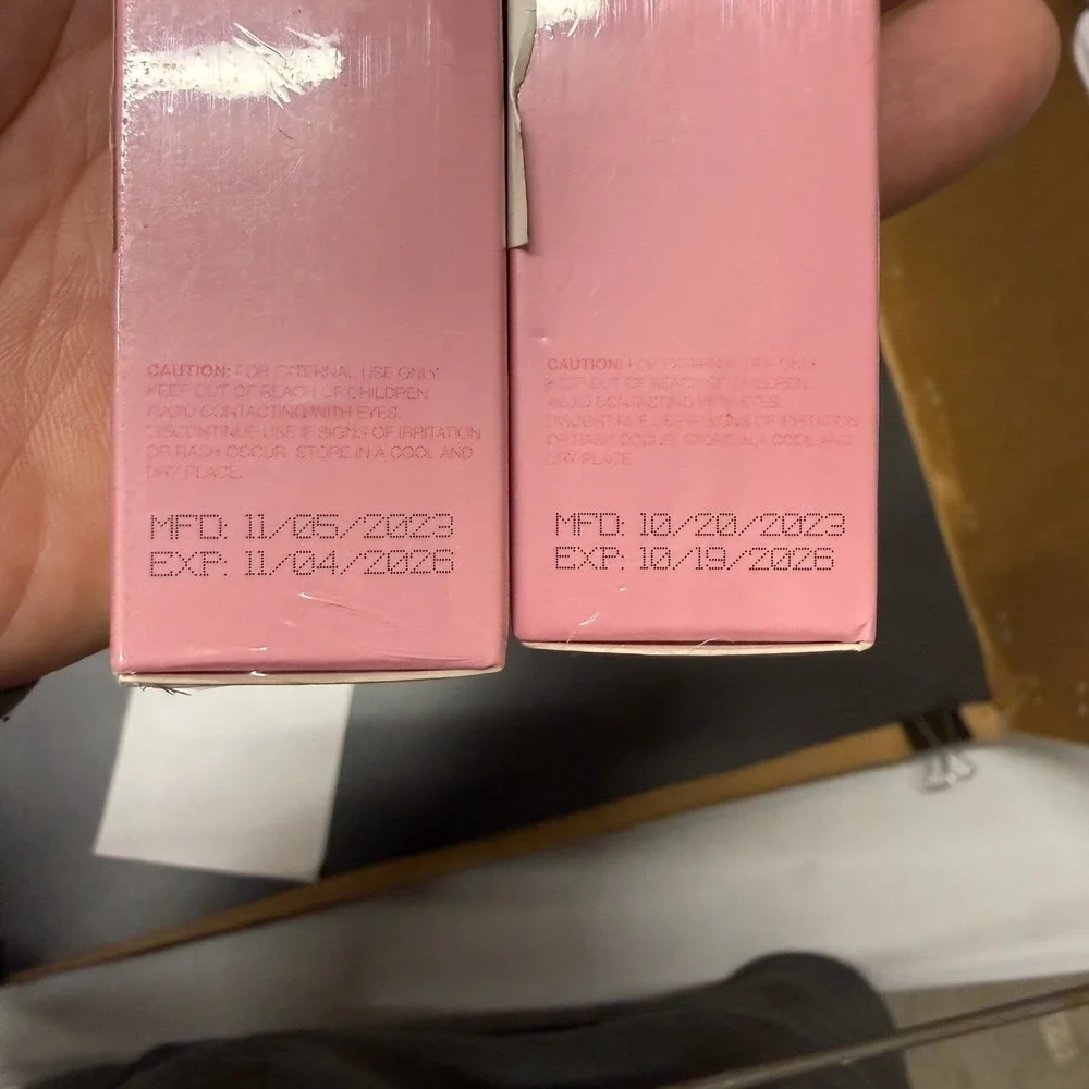 Set of 2 Lip Plumping Booster #01, #06 EXP 10/2026 With Chili Extract